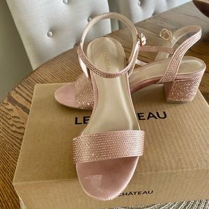 Rose gold sandals with a touch of bling!